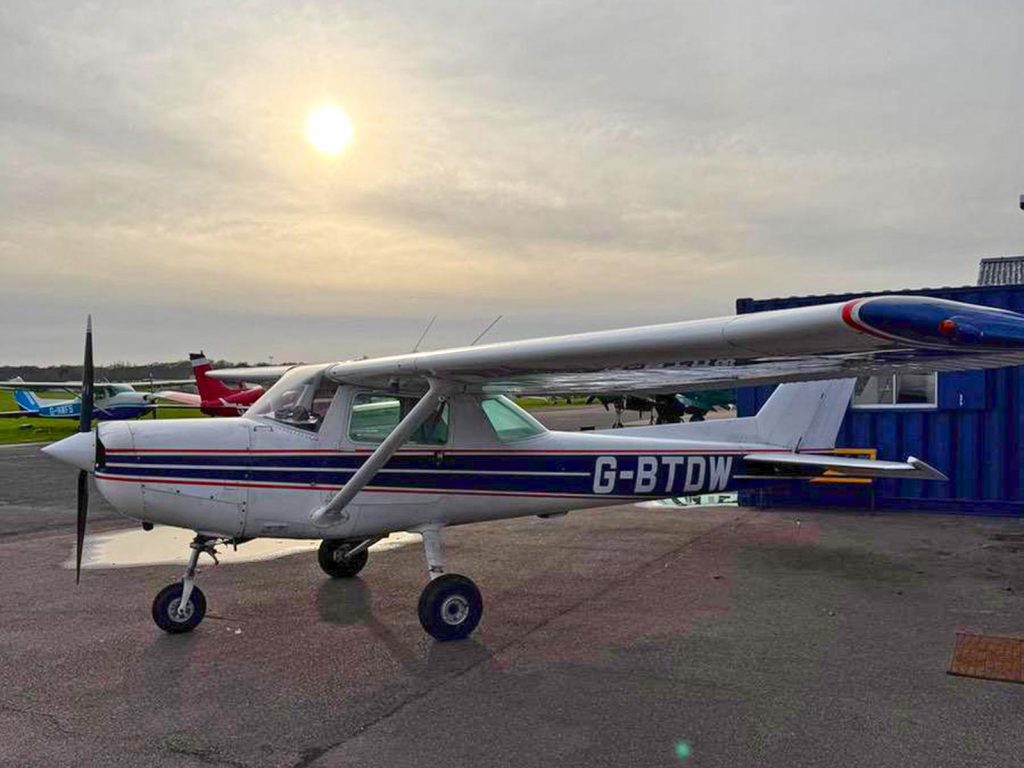 Cessna C152 G-BTDW – North Weald Flying Group