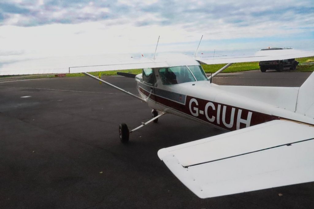 Cessna C152 G-CIUH – North Weald Flying Group